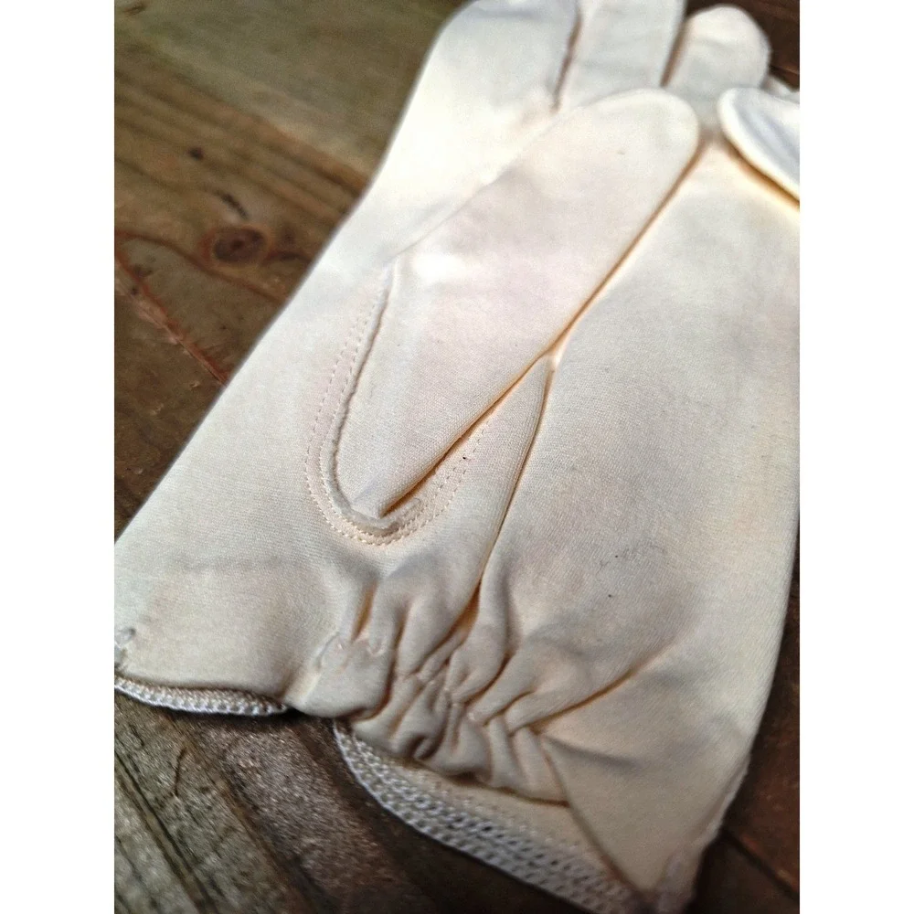 Vintage Cream Wrist Length Formal Gloves Scalloped Button Detail Mid Century